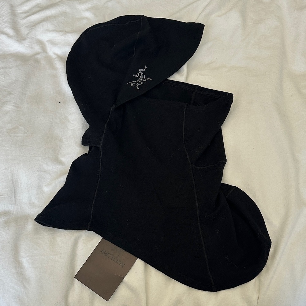 Arc'teryx Black lightweight Wool Balaclava